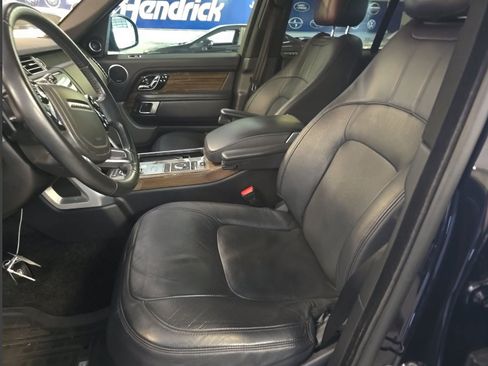 Used 2018 Land Rover Range Rover Supercharged AWD/4WD image 10