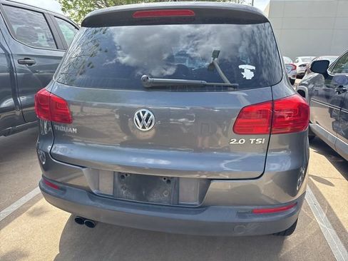 Used 2012 Volkswagen Tiguan S image 5