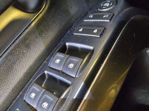 Used 2018 Chevrolet Silverado 1500 LT w/ Texas Edition image 27