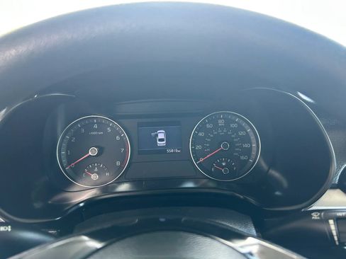 Used 2019 Kia Forte LXS FWD image 14