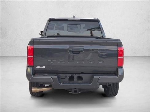 Used 2025 Toyota Tacoma SR5 w/ SR5 Upgrade Package AWD/4WD image 6
