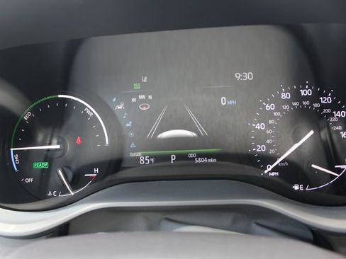 Certified 2026 Toyota Sienna LE FWD image 64