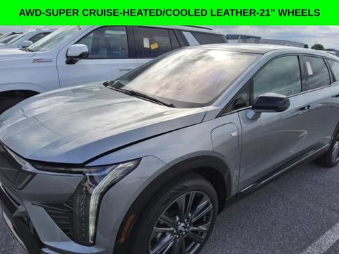 Used 2025 Cadillac Optiq Sport 2 AWD/4WD image 1