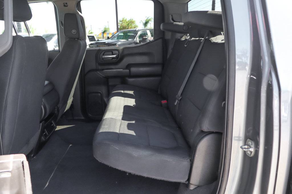 Used 2019 Chevrolet Silverado 1500 Custom w/ Custom Convenience Package AWD/4WD image 35