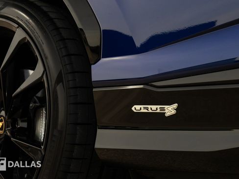 Used 2024 Lamborghini Urus S image 19