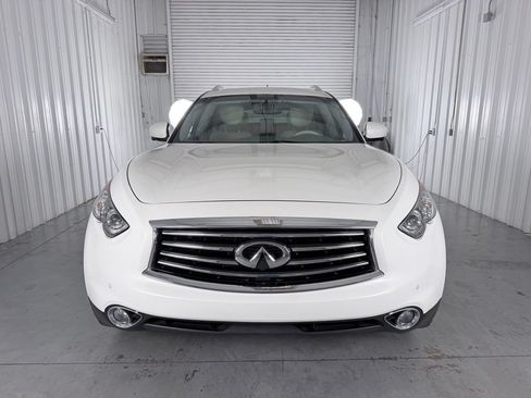 Used 2015 INFINITI QX70 2WD w/ Premium Package image 2