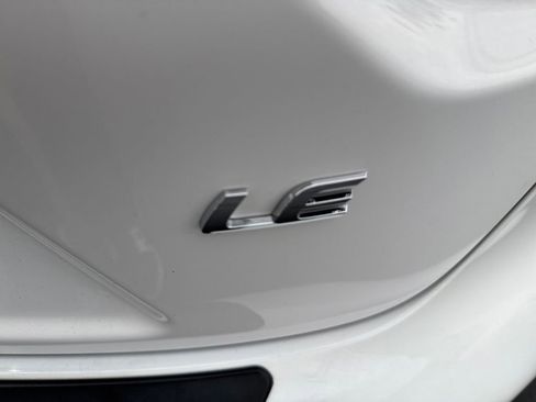 Used 2020 Toyota Corolla LE image 26