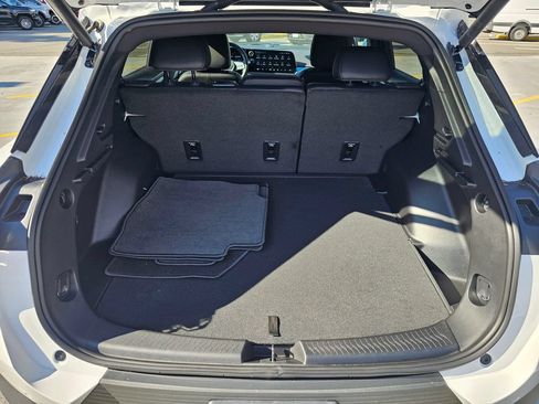 New 2026 Chevrolet Equinox EV LT AWD/4WD image 13