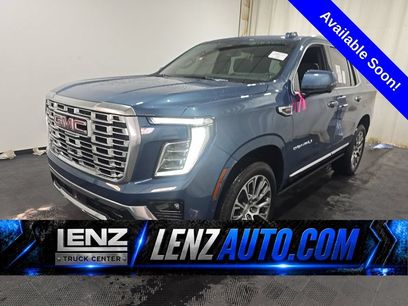 Used 2026 GMC Yukon Denali w/ Sun & Power Step Package