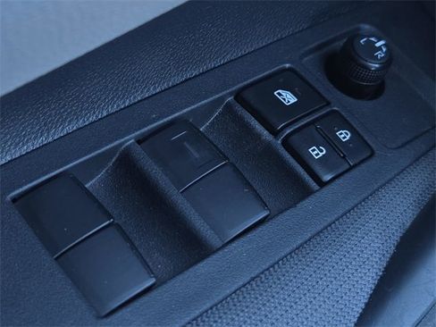 Certified 2025 Toyota Corolla LE image 27