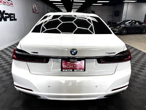 Used 2021 BMW 750i xDrive image 13