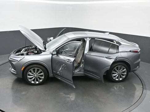 Used 2025 Buick Envista Avenir FWD image 64