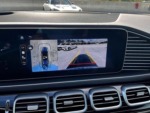 Certified 2025 Mercedes-Benz GLS 63 AMG AMG GLS 63 image 27