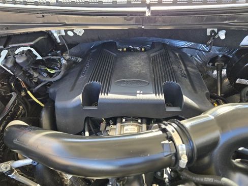 Used 2020 Ford Expedition XLT w/ Equipment Group 201A image 29