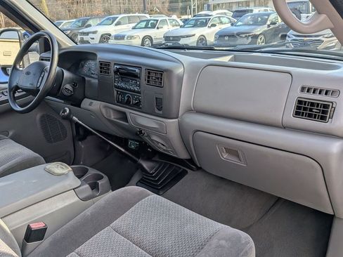 Used 2002 Ford F250 XLT image 25