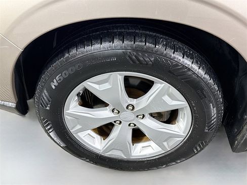 Used 2015 Subaru Forester 2.5i Premium w/ Popular Package #1 image 34