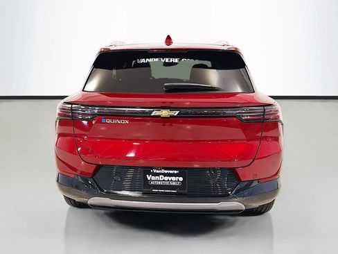 Used 2025 Chevrolet Equinox EV LT w/ Convenience Package FWD image 20