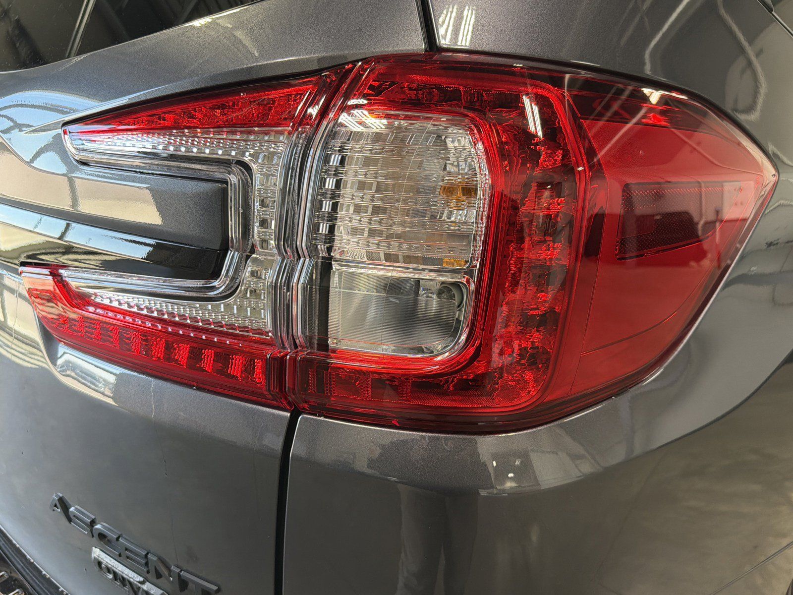 Used 2025 Subaru Ascent Bronze Edition AWD/4WD image 17