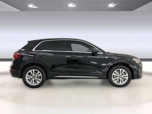 Used 2025 Audi Q3 2.0T Premium w/ Convenience Package image 8