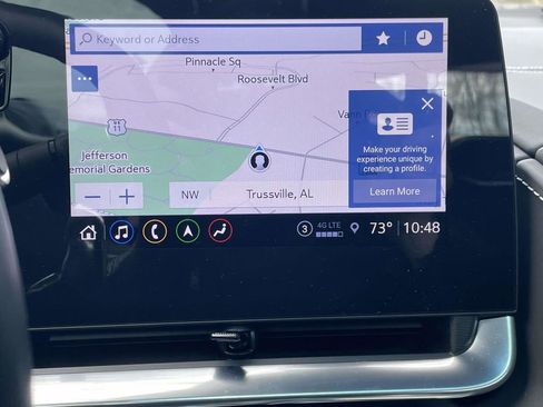 Used 2021 Chevrolet Corvette Stingray w/ Z51 Performance Package image 16