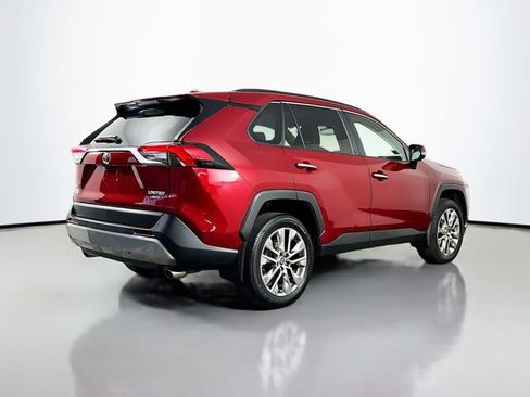 Certified 2022 Toyota RAV4 Limited image 8