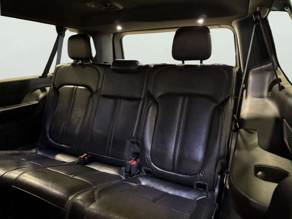 Used 2024 Jeep Wagoneer L Series II w/ Flexible Seating Group AWD/4WD image 21