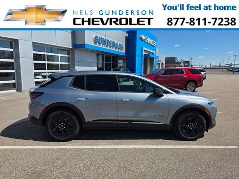 New 2026 Chevrolet Equinox EV LT w/ Comfort Package FWD image 8