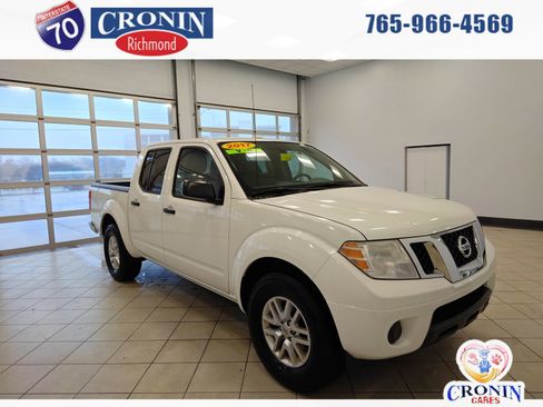 Used 2017 Nissan Frontier SV image 1