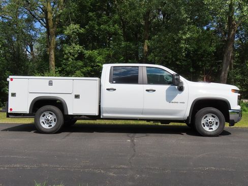 New 2024 Chevrolet Silverado 2500 W/T w/ WT Convenience Package image 2
