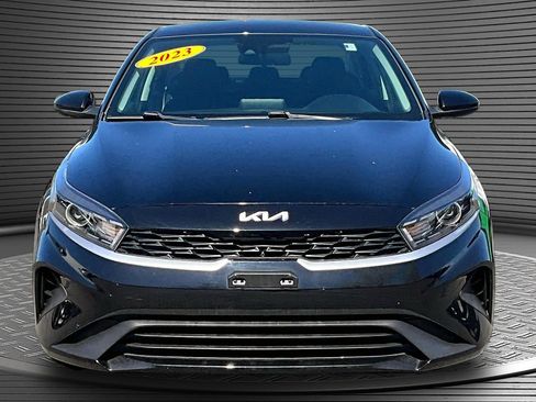 Used 2023 Kia Forte LXS FWD image 2