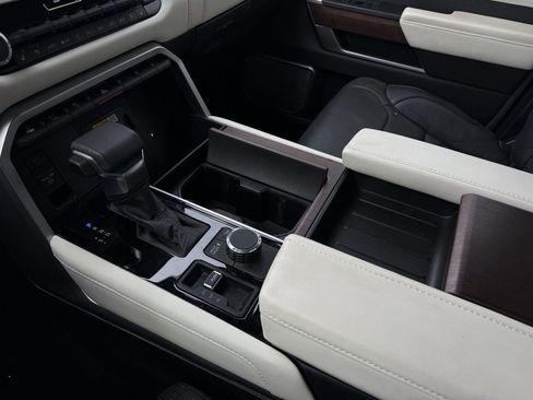 Used 2024 Toyota Sequoia Capstone image 20