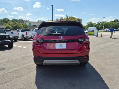 Used 2025 Honda Pilot EX-L image 6