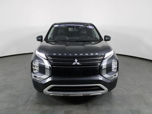 Used 2024 Mitsubishi Outlander SE FWD image 13