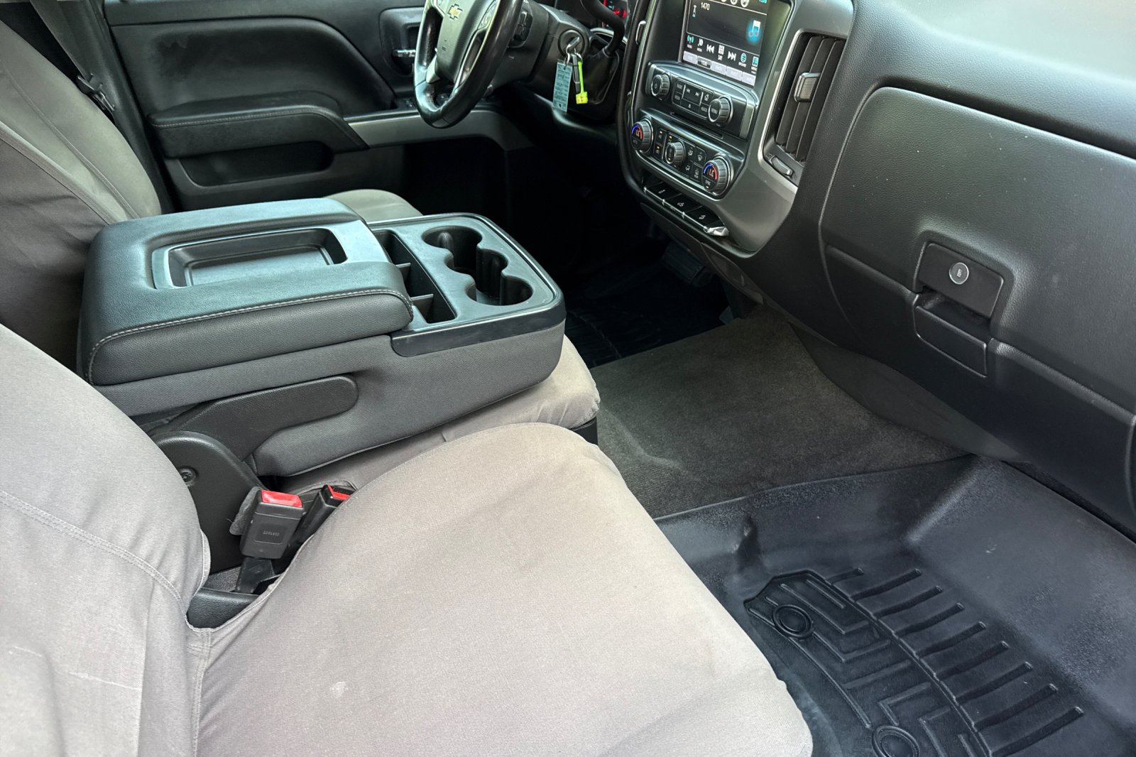 Used 2018 Chevrolet Silverado 1500 LT w/ All Star Edition AWD/4WD image 18