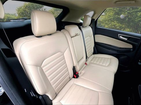 Certified 2022 Ford Edge SEL w/ Convenience Package AWD/4WD image 26