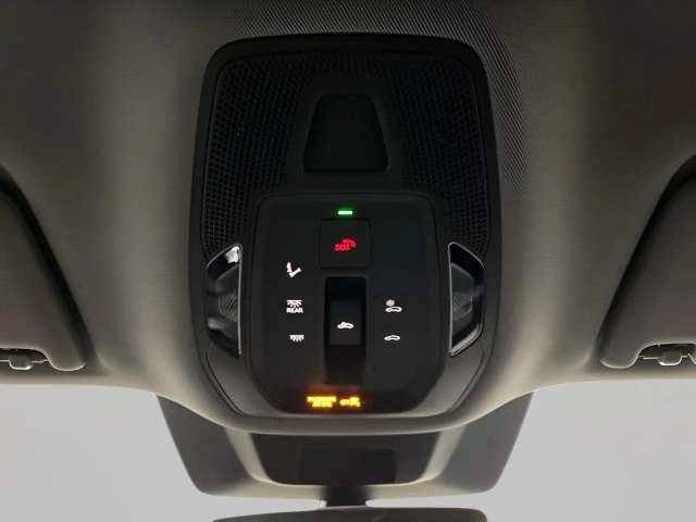 Used 2025 Audi Q6 e-tron Premium w/ Convenience Package RWD image 87