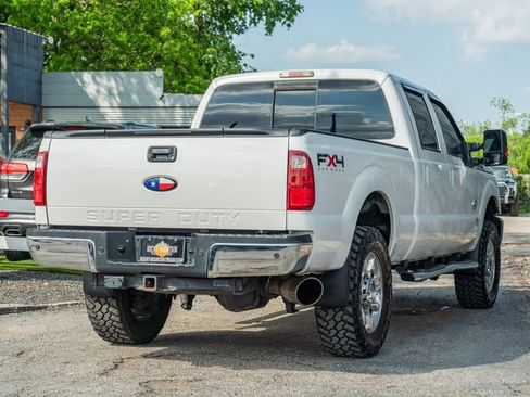 Used 2011 Ford F350 Lariat w/ Lariat Interior Pkg image 6