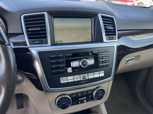 Used 2015 Mercedes-Benz ML 350 2WD image 22