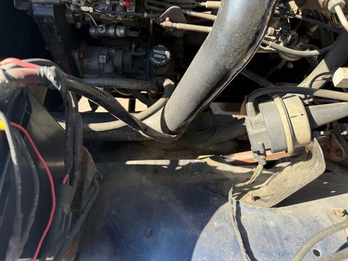 Used 1993 Dodge D/W Truck 250 AWD/4WD image 36