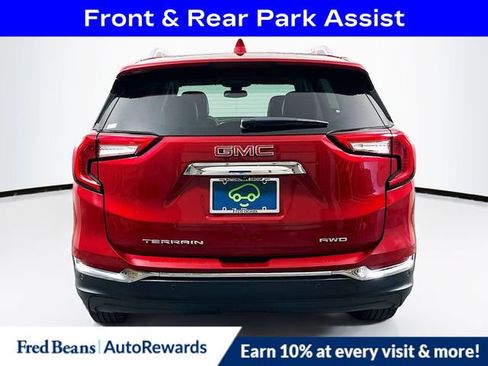 Used 2023 GMC Terrain SLT w/ Tech Package AWD/4WD image 7