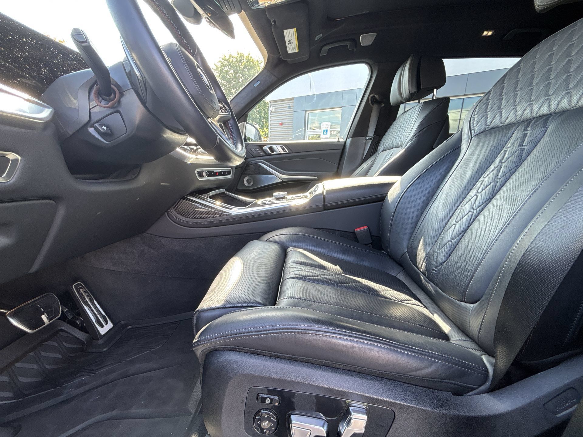 Used 2026 BMW X7 M60i w/ Executive Package AWD/4WD image 14