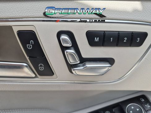 Used 2016 Mercedes-Benz E 350 Sedan image 16