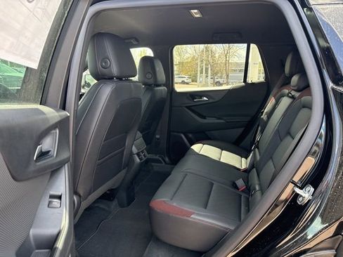New 2026 Chevrolet Equinox RS w/ Convenience Package III AWD/4WD image 9
