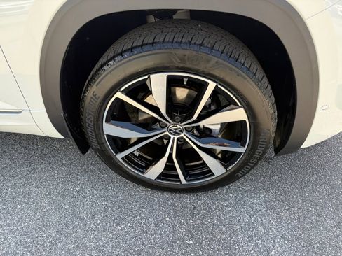 New 2026 Volkswagen Atlas SEL Premium R-Line AWD/4WD image 25