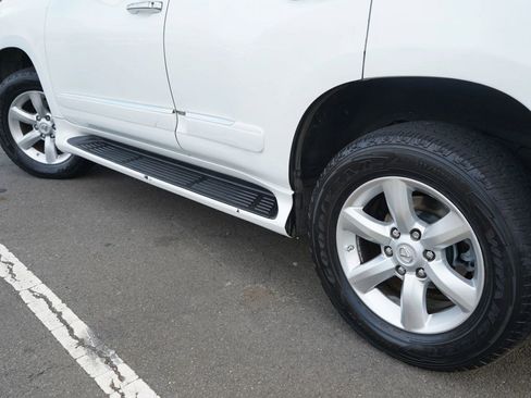 Used 2011 Lexus GX 460 Premium image 6