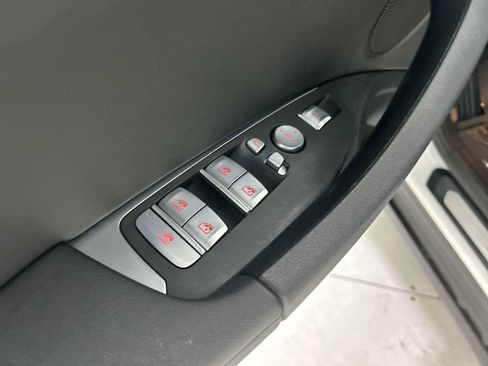 Used 2021 BMW X3 xDrive30i w/ Convenience Package image 15