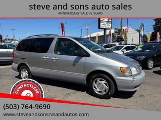 Used 2001 Toyota Sienna LE image 1