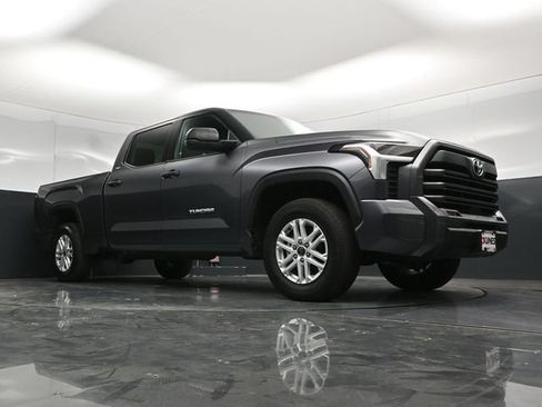 Used 2022 Toyota Tundra SR5 AWD/4WD image 57