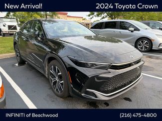 Used 2024 Toyota Crown w/ Carpet Mat Package (TMS) AWD/4WD video 1