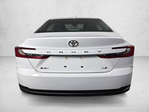 Used 2025 Toyota Camry LE FWD image 4